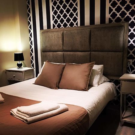 Ab Dominicum Apartamentos Малага Стая снимка