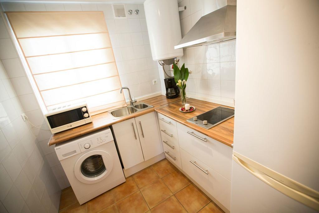 Ab Dominicum Apartamentos Малага Стая снимка