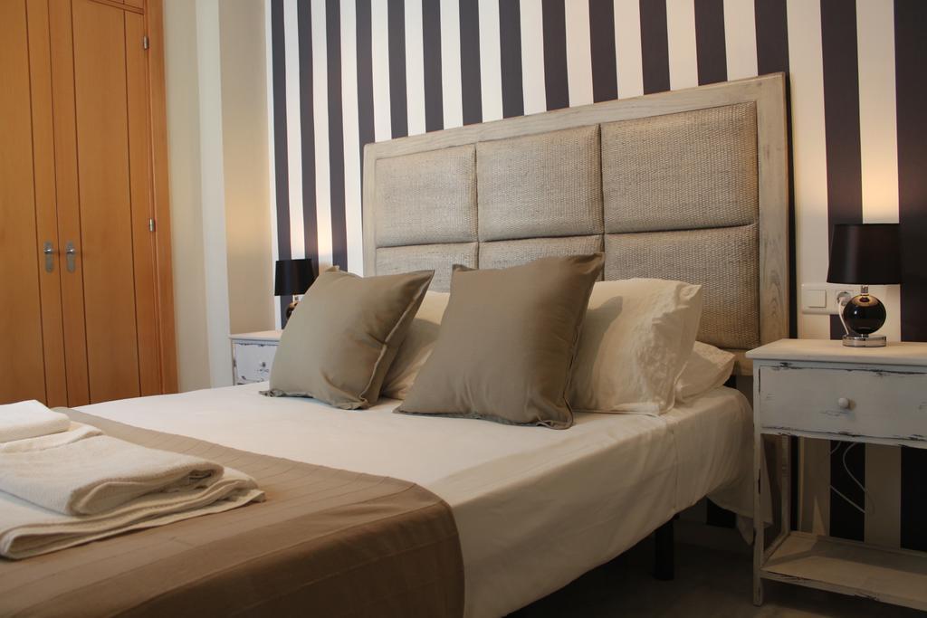 Ab Dominicum Apartamentos Малага Стая снимка