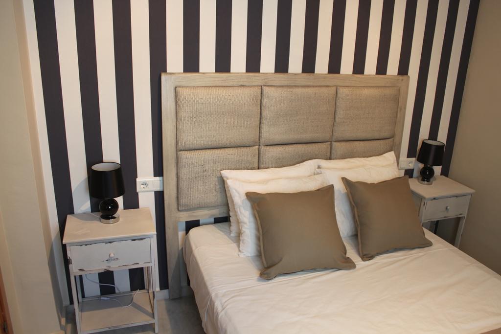 Ab Dominicum Apartamentos Малага Стая снимка